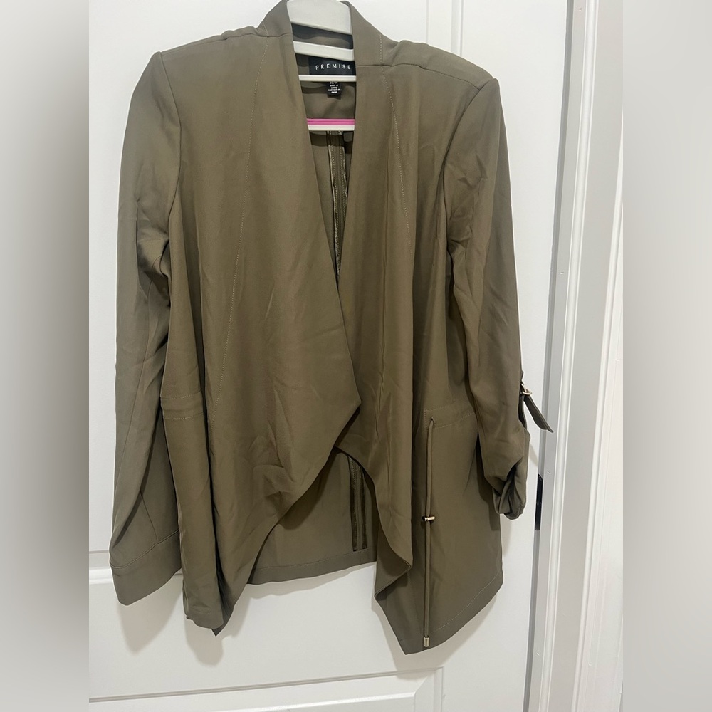 Jacket/ blazer.